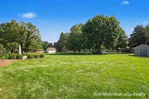 1562 W Ellis Ave, Belding, MI 48809 - Photo 25