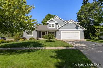 269 N Main Street, Rockford, MI 49341 - Photo 3