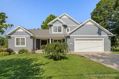 269 N Main Street, Rockford, MI 49341 - Photo 1