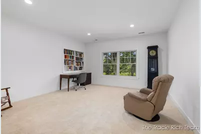 269 N Main Street, Rockford, MI 49341 - Photo 43