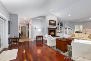 269 N Main St, Rockford, MI 49341 - Photo 9