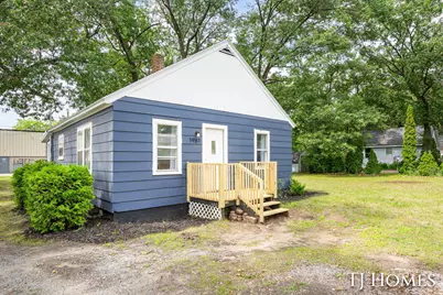 1981 Valley Street, Muskegon, MI 49442 - Photo 1