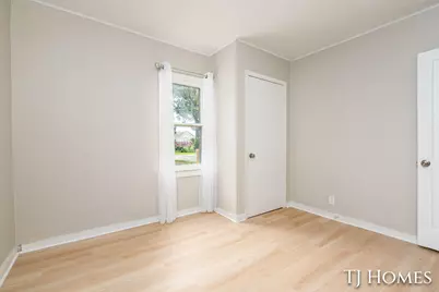 1981 Valley Street, Muskegon, MI 49442 - Photo 15