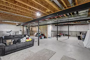 8580 Pioneer St, Washington, MI 48094 - Photo 15