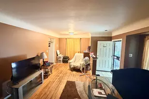 22615 Glendale St, Detroit, MI 48223 - Photo 9