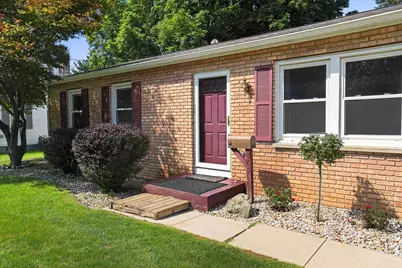 565 N Madison Street, Marshall, MI 49068 - Photo 5