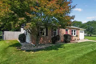 565 N Madison St, Marshall, MI 49068 - Photo 3