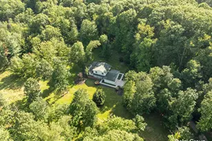 2198 Trillium Ln NW, Grand Rapids, MI 49534 - Photo 3