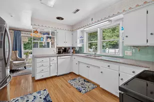 3712 S Pipestone Rd, Sodus, MI 49126 - Photo 9
