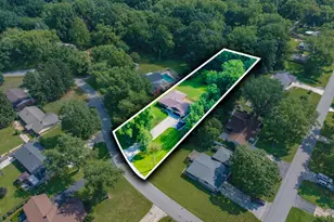 5095 W Donna Dr, Stevensville, MI 49127 - Photo 3