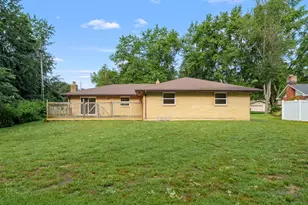 5095 W Donna Dr, Stevensville, MI 49127 - Photo 3