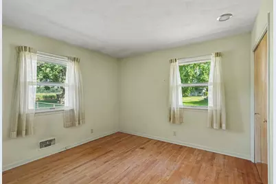 11894 Portage Road, Vicksburg, MI 49097 - Photo 9