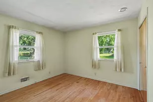 11894 Portage Rd, Vicksburg, MI 49097 - Photo 9
