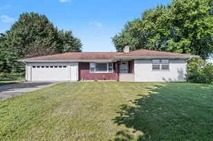 11894 Portage Rd, Vicksburg, MI 49097 - Photo 1
