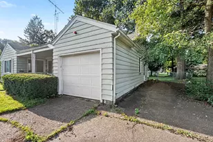 24 Allison Dr, Battle Creek, MI 49037 - Photo 3