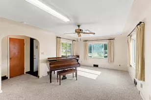 24 Allison Dr, Battle Creek, MI 49037 - Photo 5