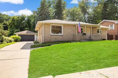1752 Lake Michigan Drive NW, Grand Rapids, MI 49504 - Photo 3