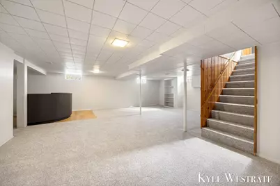 1752 Lake Michigan Drive NW, Grand Rapids, MI 49504 - Photo 23