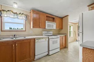 546 Wall St, Ionia, MI 48846 - Photo 11