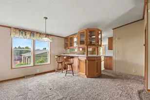 546 Wall St, Ionia, MI 48846 - Photo 9