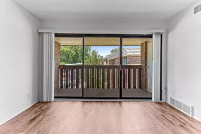 2126 Pauline Boulevard #301, Ann Arbor, MI 48103 - Photo 5
