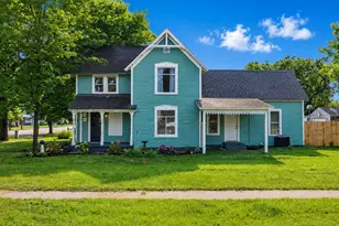 102 Pine St, Paw Paw, MI 49079 - Photo 1