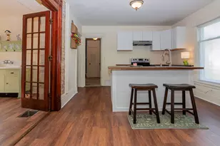 102 Pine St, Paw Paw, MI 49079 - Photo 9