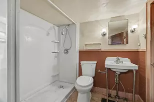 610 Cherry St, Cadillac, MI 49601 - Photo 21