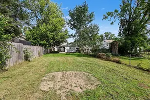 547 N Pleasant St, Jackson, MI 49202 - Photo 29