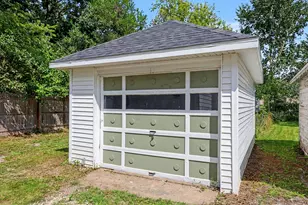 547 N Pleasant St, Jackson, MI 49202 - Photo 27