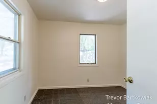 2948 Valley St, Muskegon, MI 49444 - Photo 13