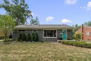 16943 Elizabeth St, Beverly Hills, MI 48025 - Photo 3