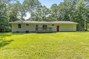572 Stevenscott Dr, Muskegon, MI 49442 - Photo 19