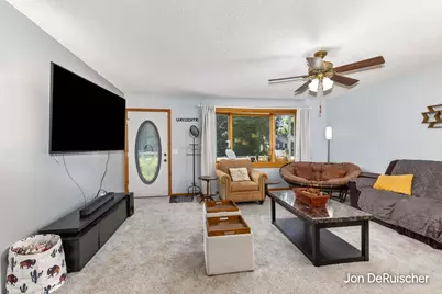 572 Stevenscott Drive, Muskegon, MI 49442 - Photo 3