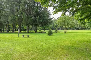 28493 Downey St, Dowagiac, MI 49047 - Photo 25