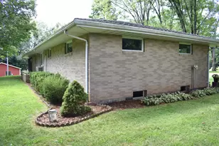 8361 Pucker St, Berrien Center, MI 49102 - Photo 33