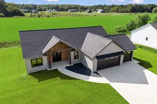 12479 Nora Ct, Allendale, MI 49401 - Photo 3