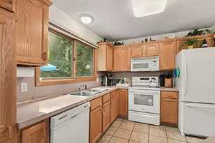 104 Orchard Dr, South Haven, MI 49090 - Photo 13