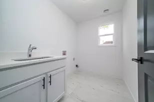 11200 Tremont Ln, Plymouth, MI 48170 - Photo 37