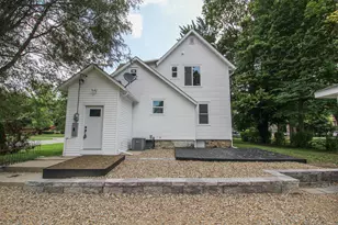 822 N Main St, Three Rivers, MI 49093 - Photo 5