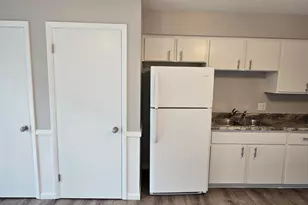 2144 Plainfield Ave, Norton Shores, MI 49441 - Photo 9