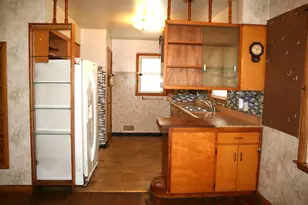 1175 Ravina Ave, Benton Harbor, MI 49022 - Photo 17