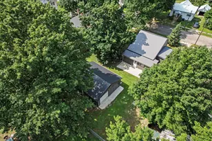 224 Washington St, Bronson, MI 49028 - Photo 27