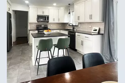 9358 Marie Court, Livonia, MI 48150 - Photo 9