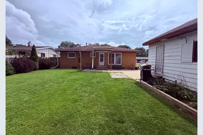 1962 Francis Avenue, Muskegon, MI 49442 - Photo 5