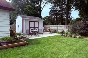 1962 Francis Ave, Muskegon, MI 49442 - Photo 7
