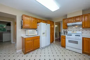 401 S Veronica Ct, Saint Joseph, MI 49085 - Photo 13