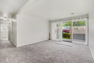 742 W Kilgore Rd, Kalamazoo, MI 49008 - Photo 5