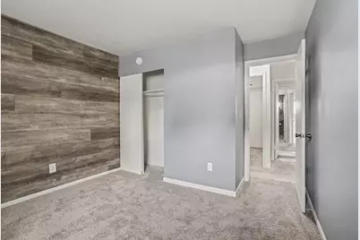 742 W Kilgore Road #108, Kalamazoo, MI 49008 - Photo 17