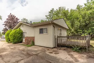 1401 Glengrove Ave, Ypsilanti, MI 48198 - Photo 5